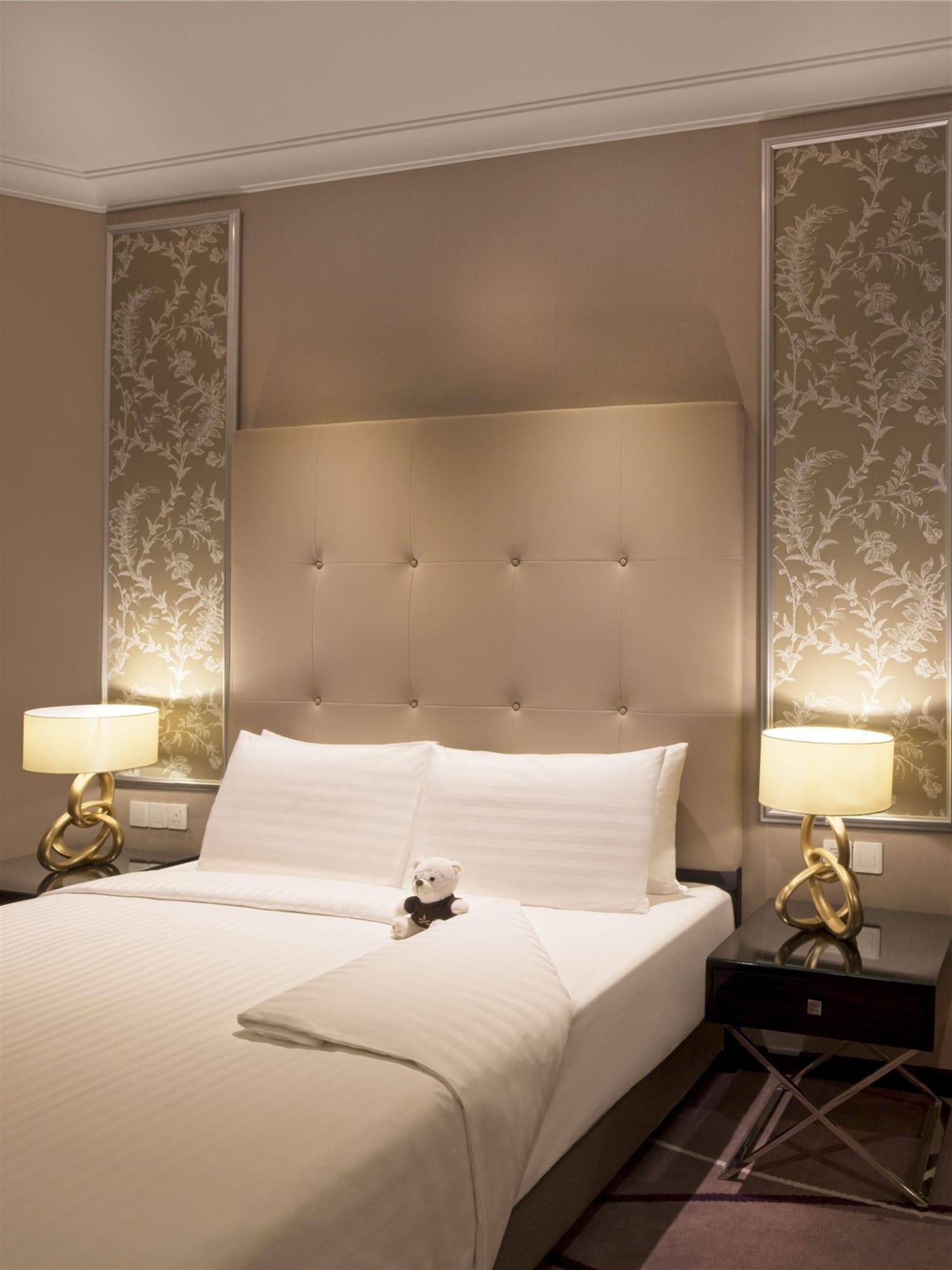 Dorsett Hartamas Kuala Lumpur Hotel Exterior foto A bed with a headboard