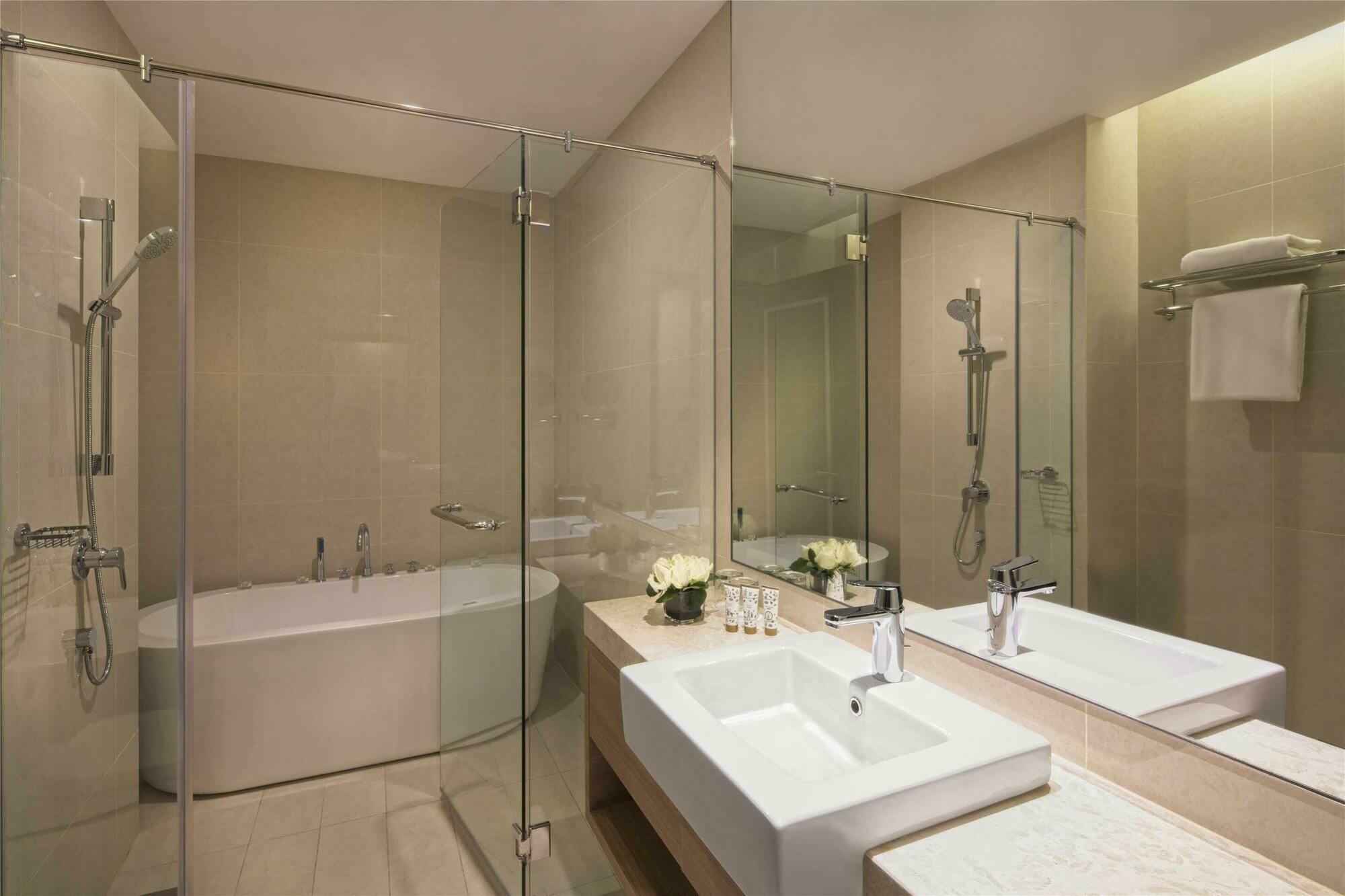 Dorsett Hartamas Kuala Lumpur Hotel Exterior foto Bathroom